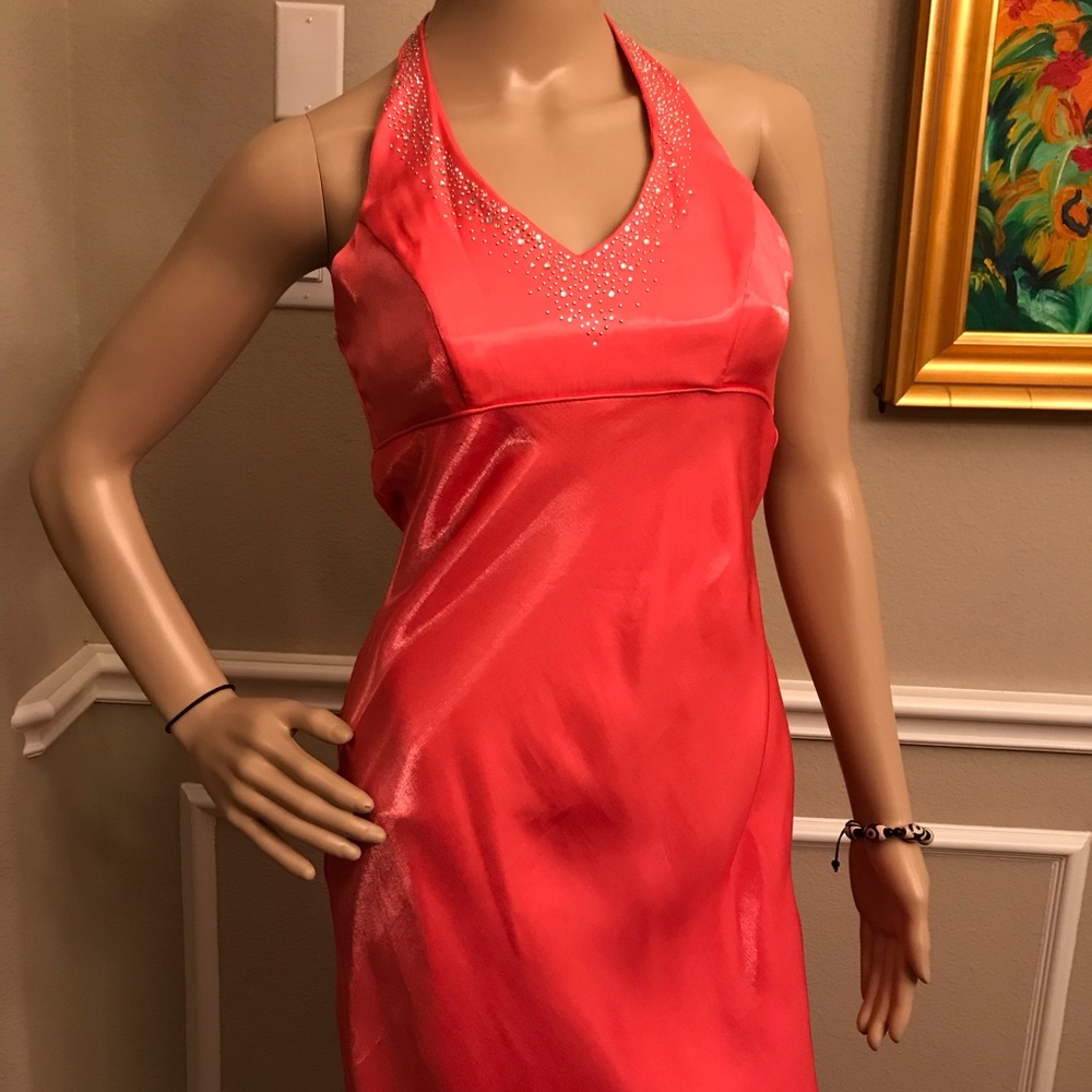 Blonde nites Formal Dress 👗